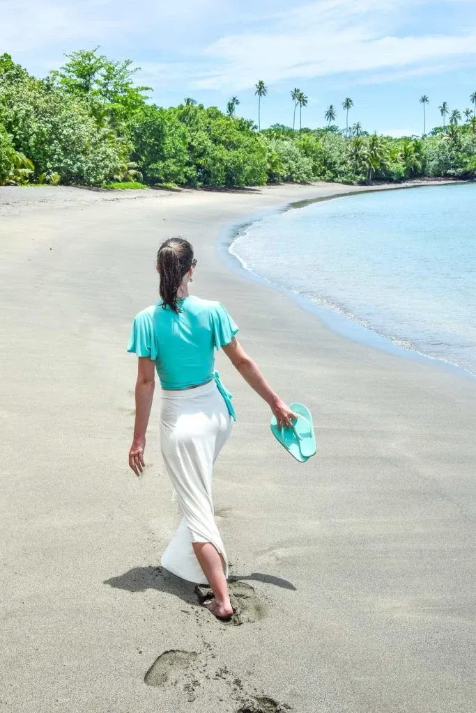 What to Wear in Tonga: Clothes Packing List