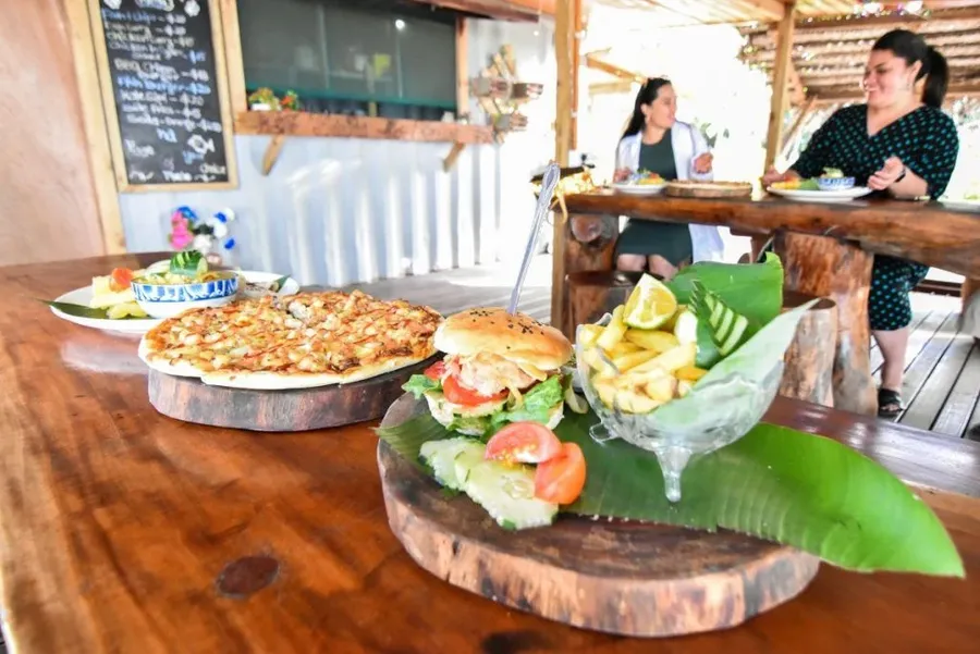 5 Best Restaurants in Ha'apai ????️ [2023]