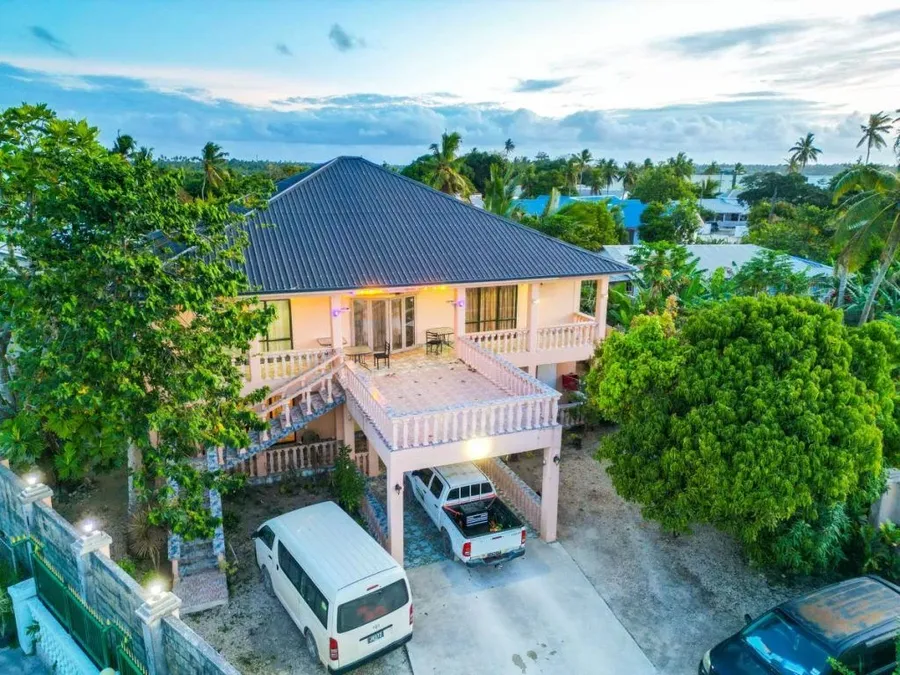 10 Best Resorts in Tongatapu