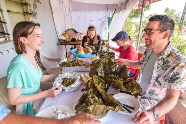 The Food Guide to Tonga: Places to Eat & Food Tours [2023]