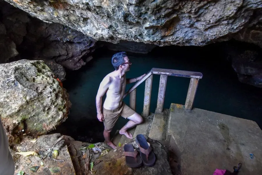 The Most Beautiful Swimming Holes in Tonga