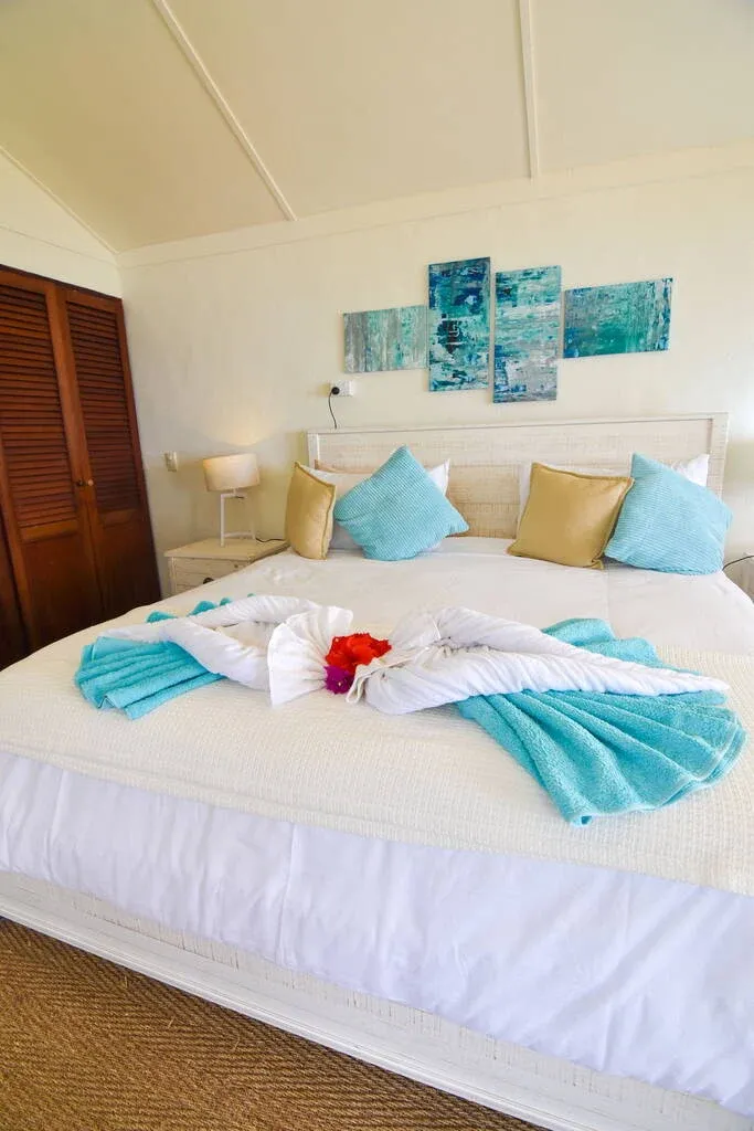 8 Best Resorts in Ha'apai ???? [2023]
