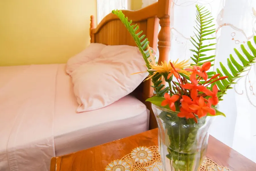 The Honeymoon &amp; Romantic Getaway Guide to 'Eua