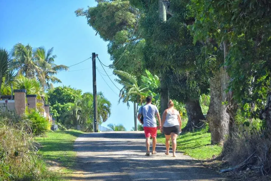 Tourists Walking Walk Couple Mandatory Credit To TongaPocketGuide.com Small
