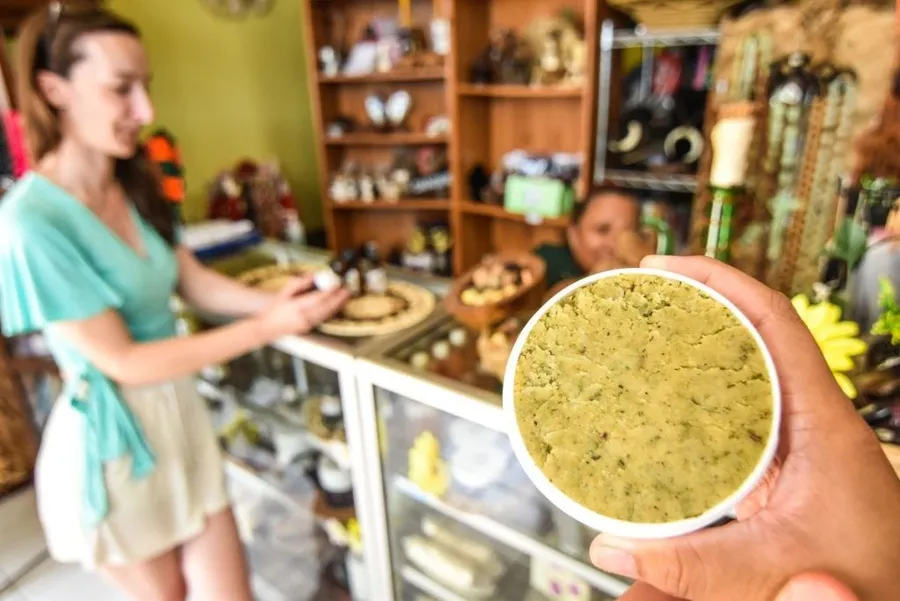 10 Best Shops to Buy Souvenirs in Tonga