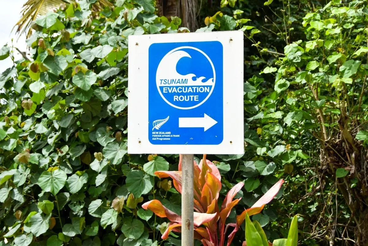 Earthquakes &amp; Tsunamis in Tonga