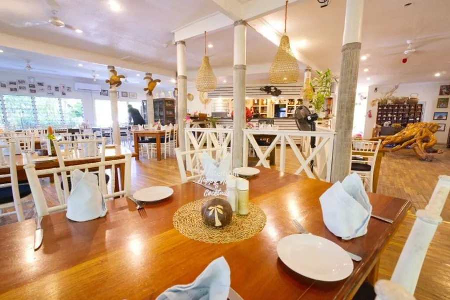 Waterfront Restaurant 1 CREDIT TongaPocketGuide.com 1024x684
