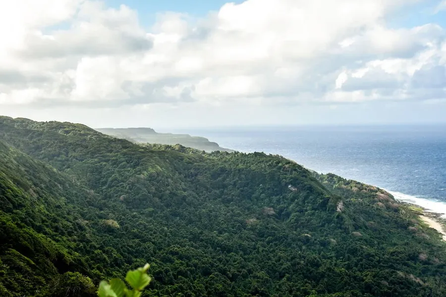 5 Best Hikes in 'Eua